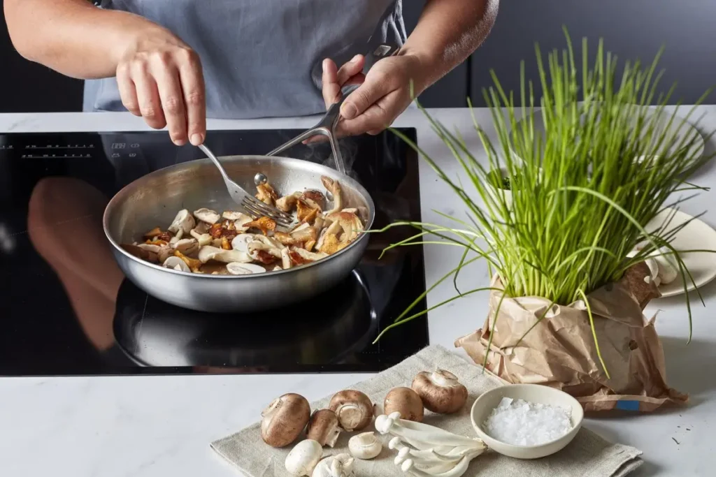 bakken met een rvs pan